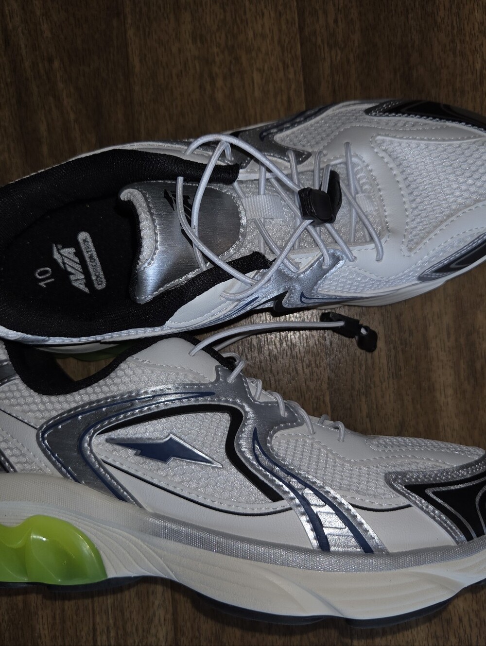 Womens Avia Gel White and Silver Athletic Sneakers NWT